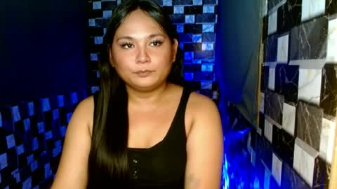 hottie_uzeah21 online show from June 27, 9:48 am