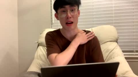 hottiewithabody101 online show from October 16, 1:38 am