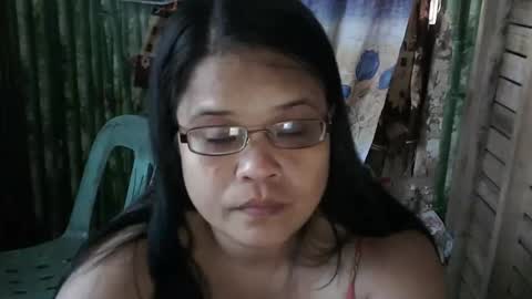 hotty_babex online show from April 4, 8:21 am