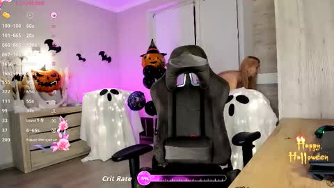 Susan online show from October 26, 3:07 am