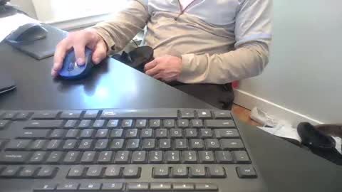Snapshot of hoverday chatting on September 28, 5:44 pm hoverday online show from September 28, 5:44 pm