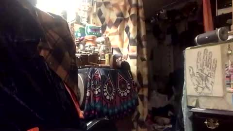 Hubert Cumberdale online show from December 14, 3:39 am