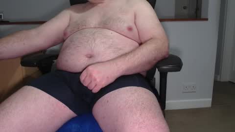 Huggie Bear online show from February 25, 7:09 am