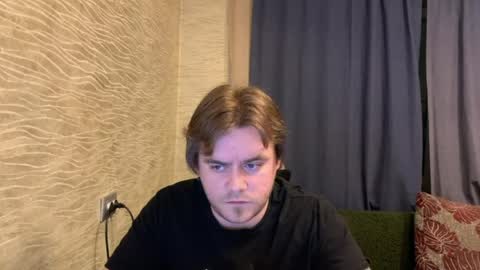 Hugo online show from April 6, 7:37 pm