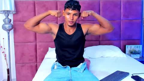 Hugo Cano online show from September 16, 9:40 pm