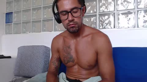 Colombian Milkman online show from February 28, 8:07 pm