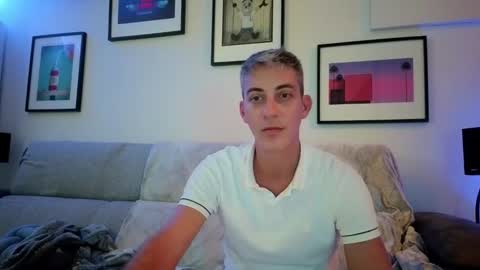 Hugo online show from October 12, 8:43 pm