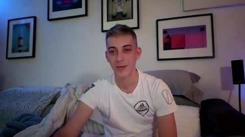 Hugo online show from February 12, 9:01 pm