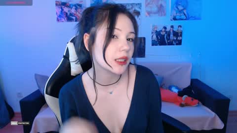 Snapshot of hugomin chatting on February 4, 4:26 am HugoMin online show from February 4, 4:26 am