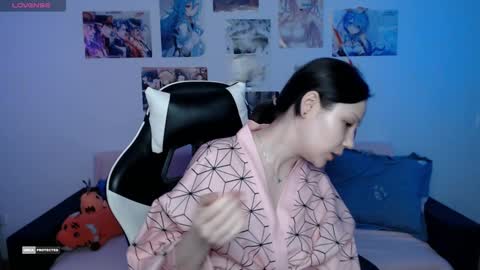 Snapshot of hugomin chatting on December 21, 9:25 pm HugoMin online show from December 21, 9:25 pm