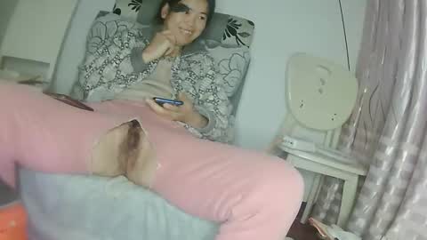 hujiajia520321431 online show from March 29, 10:44 pm