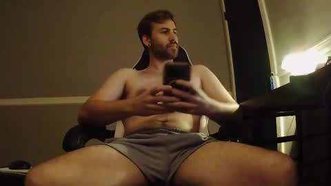 hungbro_420 online show from December 2, 12:31 am