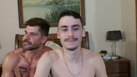 hungcaique online show from June 5, 1:34 am