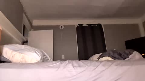 hungitalian40 online show from October 22, 8:17 am