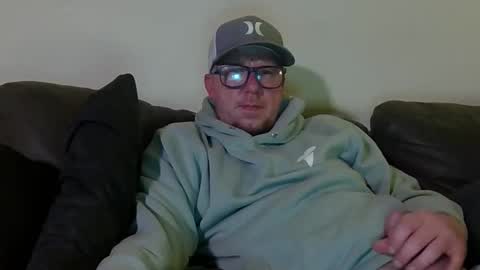 HuingsingleDad79 online show from March 31, 9:10 am