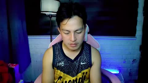 hunk_danny online show from July 28, 4:27 pm