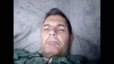 hunkmasclefad458 online show from September 12, 4:47 am