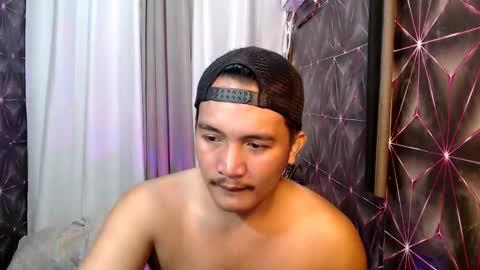 hunkylloyd online show from September 10, 3:35 pm