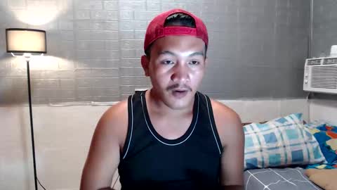 hunkylloyd online show from January 9, 5:57 am