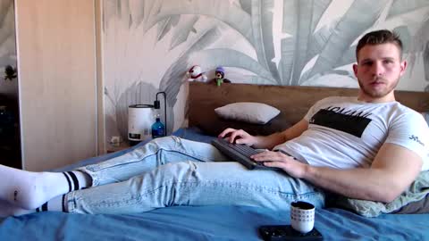 Hunter Bridges online show from February 23, 10:49 am