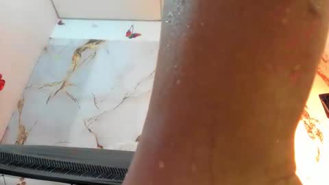 Hurren online show from March 2, 11:06 am