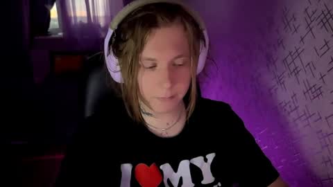 hurtqqq online show from May 26, 5:08 pm