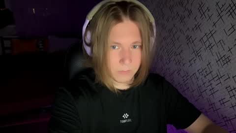 hurtqqq online show from May 28, 12:41 am