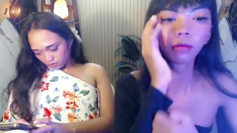huxley_elenoise online show from July 5, 4:19 am