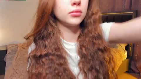 Lily online show from April 20, 7:00 am