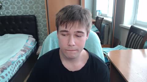 Tom online show from April 4, 10:22 am