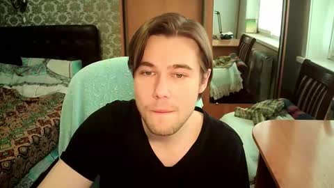 Tom online show from March 19, 9:15 am