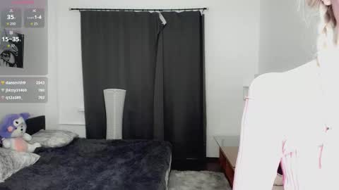 Kate online show from November 7, 2:52 pm