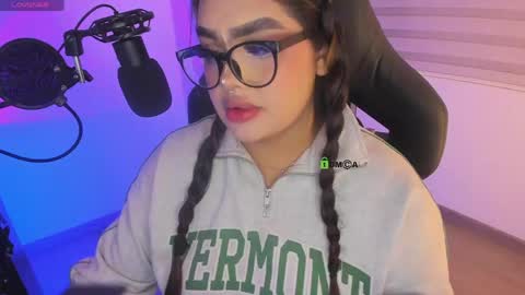 Ari online show from April 21, 1:42 am