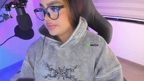 Ari online show from March 29, 2:02 am