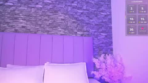   online show from February 26, 7:39 pm