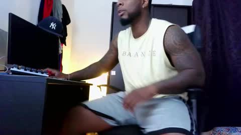 Mr H Independent model online show from February 27, 2:48 am