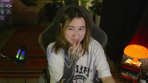 Snapshot of iam_meg chatting on February 25, 10:09 pm Meg  online show from February 25, 10:09 pm