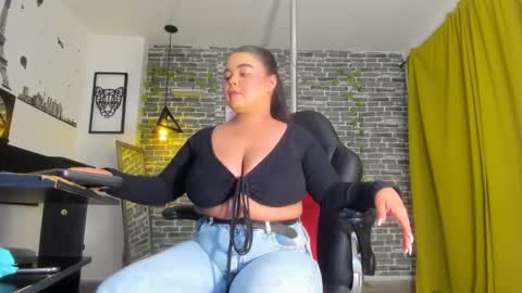 Snapshot of iam_samy chatting on March 12, 11:20 am Samy   online show from March 12, 11:20 am