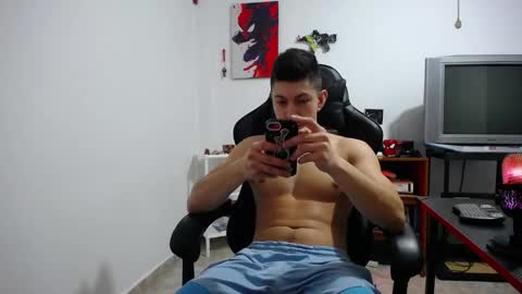 iam_yourbabyprincess_xd online show from November 3, 6:25 am