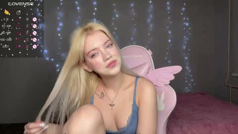 Cassie  STREAMS HERE EVERYDAY online show from March 16, 4:11 pm