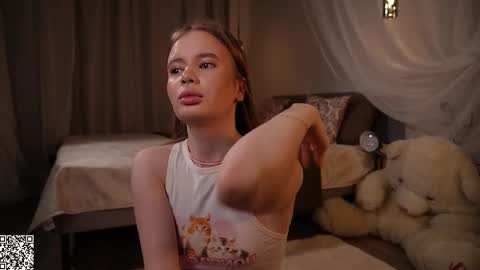 Claire online show from November 19, 7:12 pm