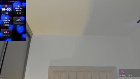 Juliiiiian online show from November 9, 11:46 am