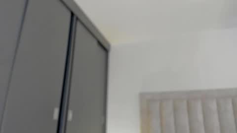 Juliiiiian online show from November 12, 12:18 pm