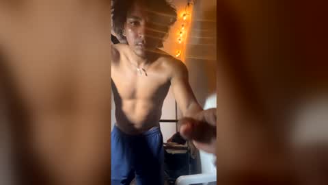 iammaximo online show from June 9, 4:34 am
