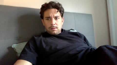 iamtheonewhojerksoff online show from December 2, 2:58 pm