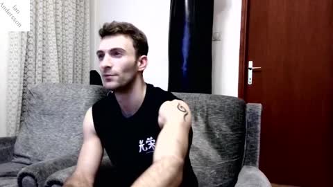 Snapshot of ianandersson27 chatting on January 13, 11:27 pm Ian Andersson online show from January 13, 11:27 pm