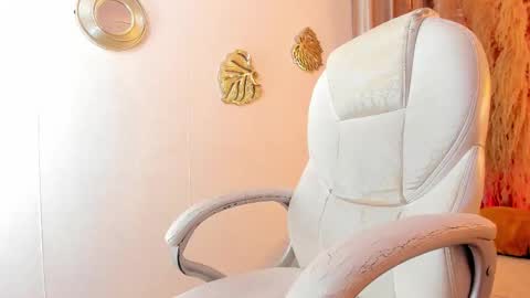 ian  online show from September 12, 2:46 am