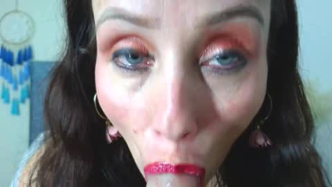 Iberian Moon online show from November 8, 5:49 pm