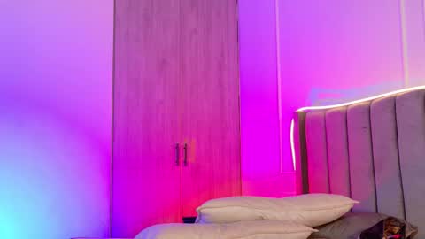 Crystall online show from March 28, 12:06 pm