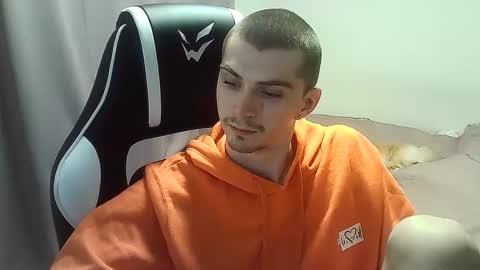 MAX online show from February 11, 12:25 pm